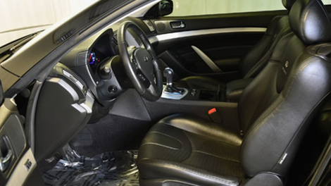 Illustration for article titled Only the Chosen Can Buy This Precious 2009 Infiniti G37x Coupe